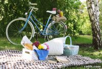 Hot Eats for Outdoor Treats