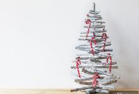 Elegant Simplicity: Inspiring Minimalist Christmas Tree Ideas