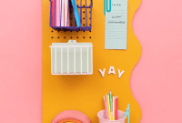 Must-Have Accessories for a Stylish School Year