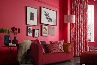 Vibrant Pomegranate: Home Decor’s Newest Obsession