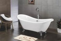 Bathtub in the Bedroom Bold or Bizarre
