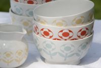 Elegant Rose and Grey Daisy China