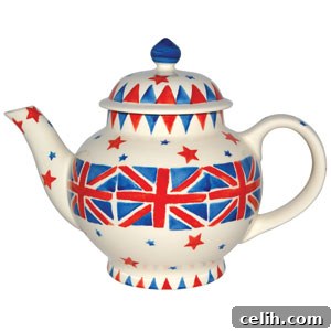 Seconds Union Jack Four Cup Teapot Seconds Emma Bridgewater Union Jack Four Cup Teapot – a classic British design at an incredible outlet price.
