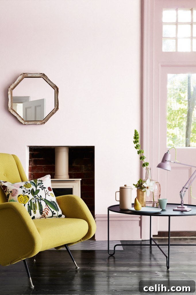 How to paint your skirting boards in tonal colours