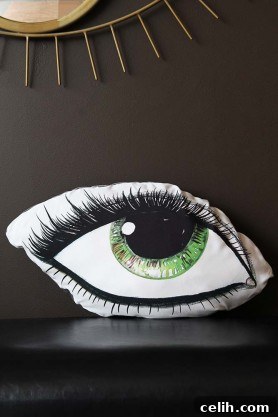 Cushion idea for a Halloween interior