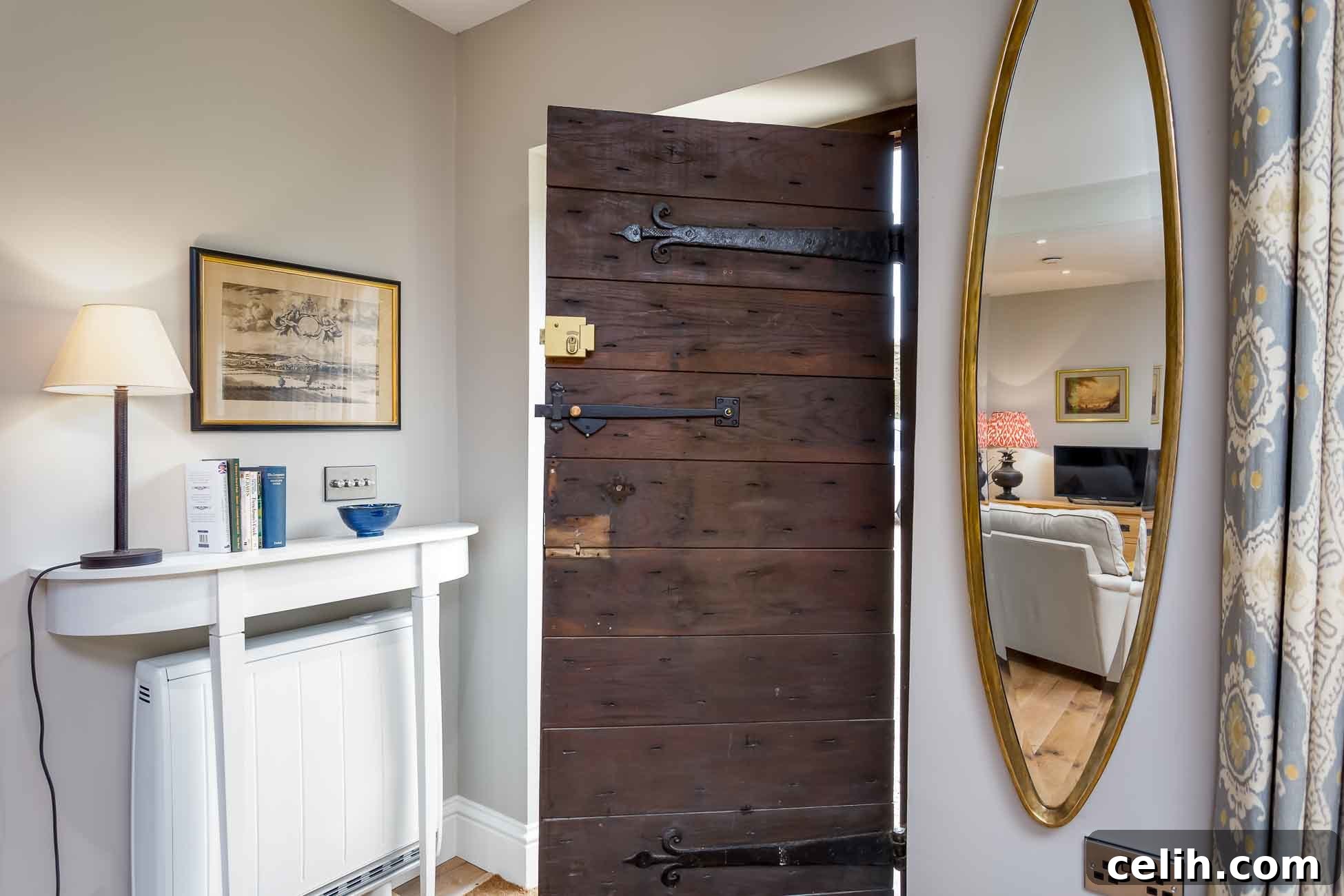 Cotswolds Cottage Inspired Country Chic Interiors 8 Be inspired by this country-chic interior design and use the ideas in your own home decor