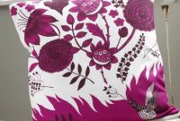 Avian Aria Cushion