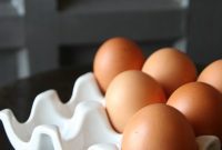 Rockett St George’s Chic Ceramic Egg Holder
