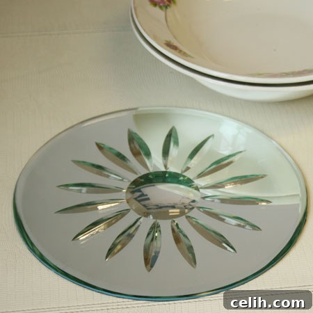 Art deco style mirror placemat table mat