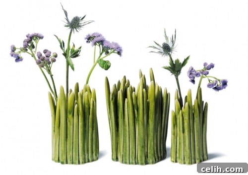 Grass Vase Cleverly designed ceramic Grass vase, resembling natural stems, made in Denmark