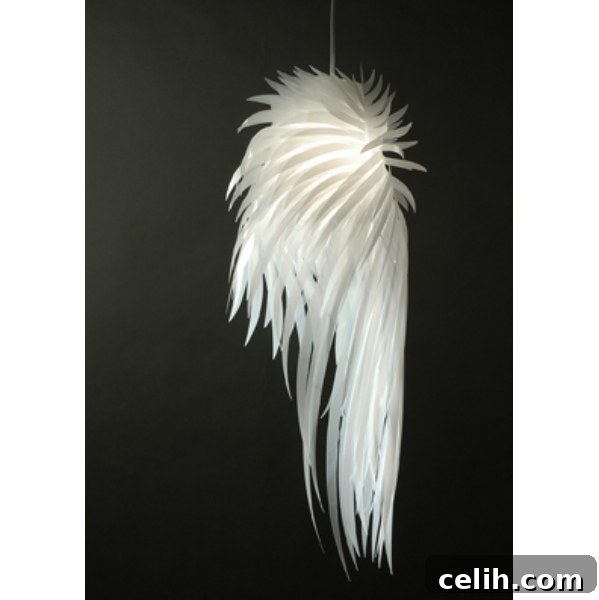 tord-bontje-icarus-lamp Tord Boontje's Icarus lamp shade with delicate feather-like design