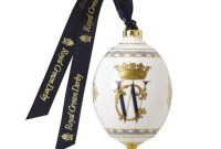 Royal Crown Derby’s Regal William & Catherine Christmas Commemorative